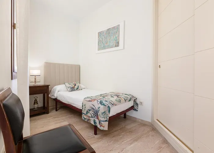 Green-apartments Giralda Views *