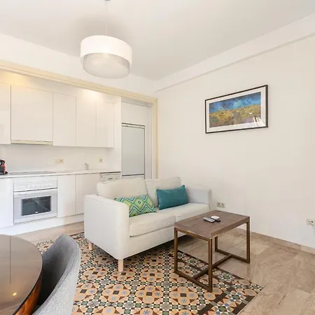 Green-apartments Giralda Views *